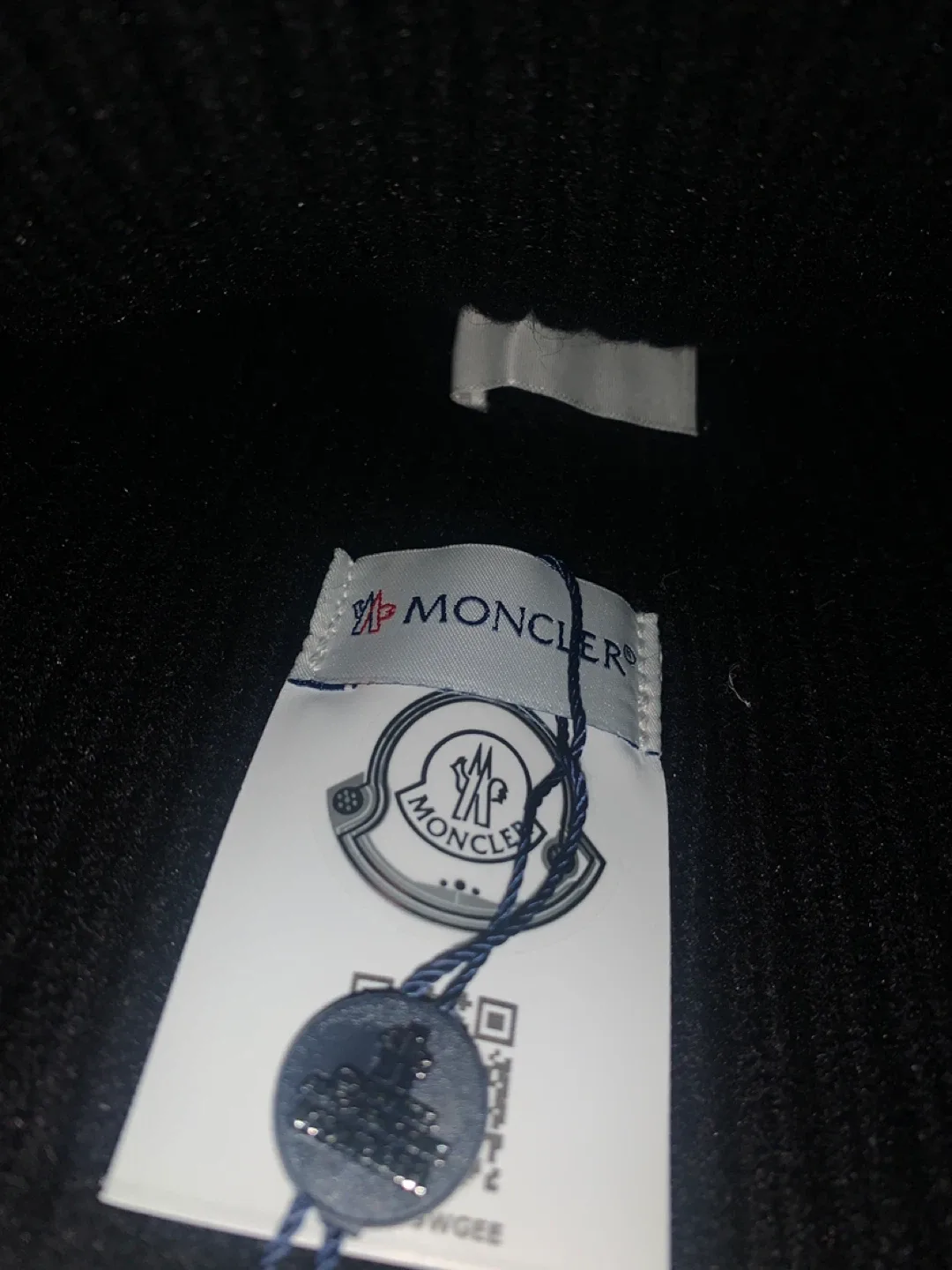 Moncler Black Beanie image indicator(3)