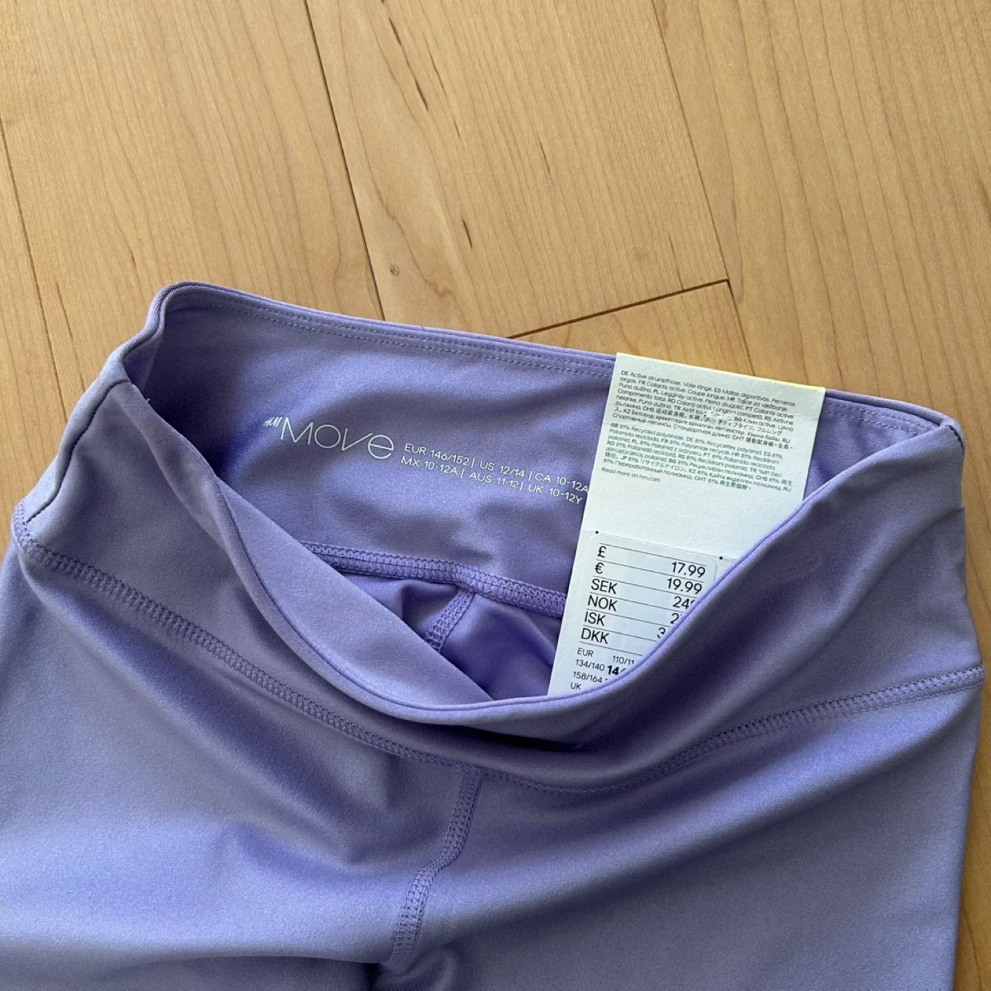 H&M Active Kids Set (New) image indicator(6)