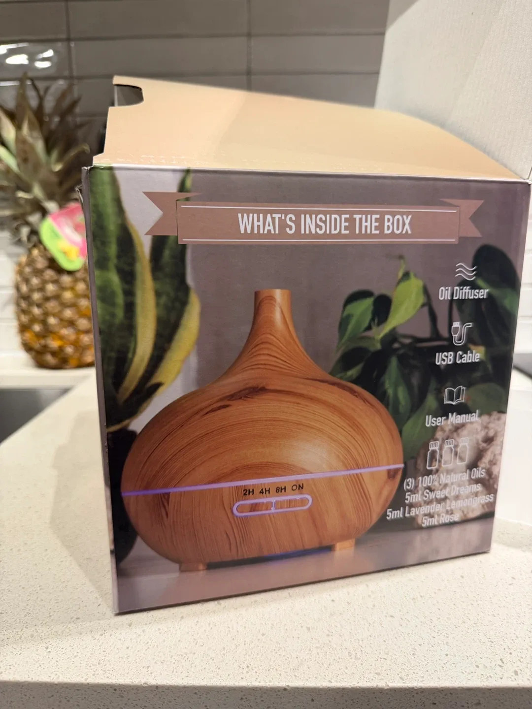 Oil Diffuser with 3 Natural Oils - Brand New
