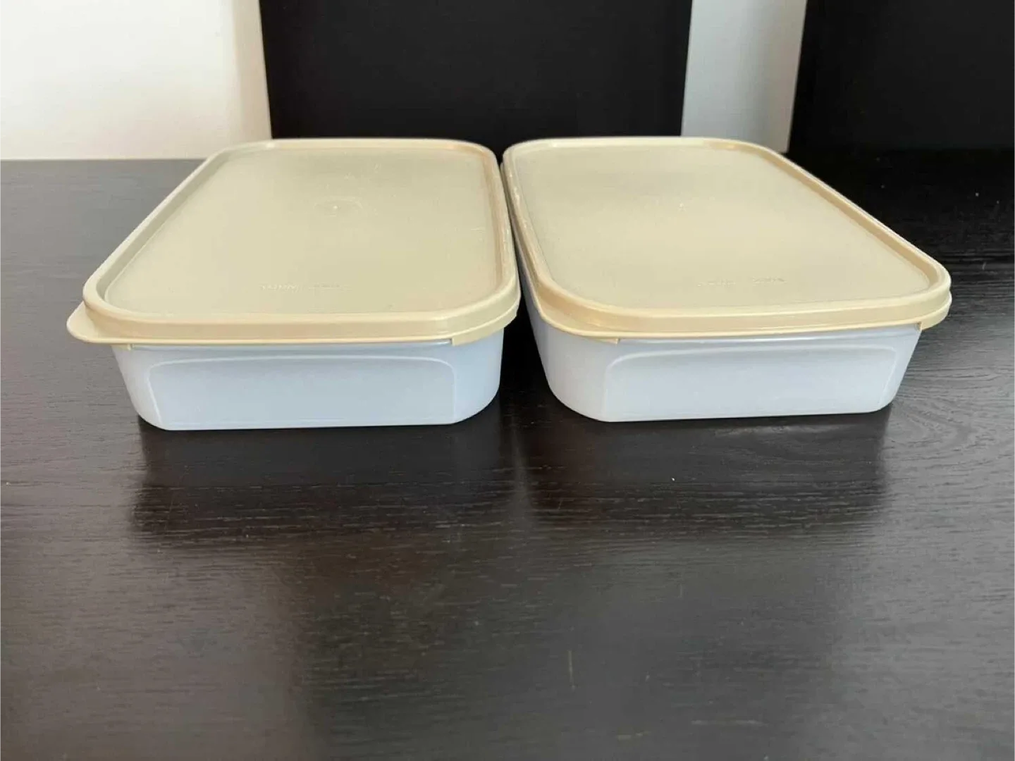 Tupperware Containers - Set of 2 image indicator(2)