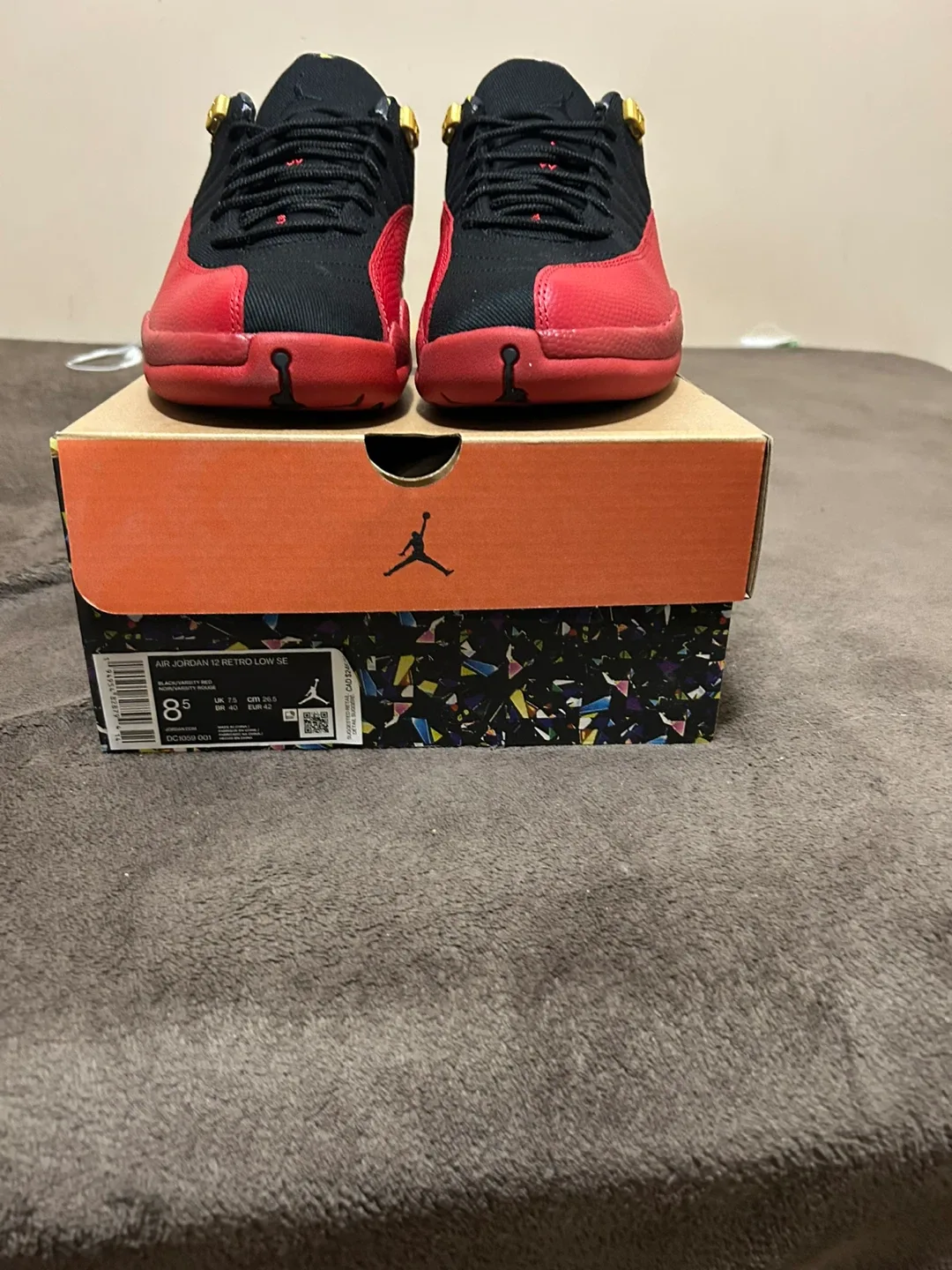 Air Jordan 12 Retro Low SE, Size 8.5 image indicator(3)