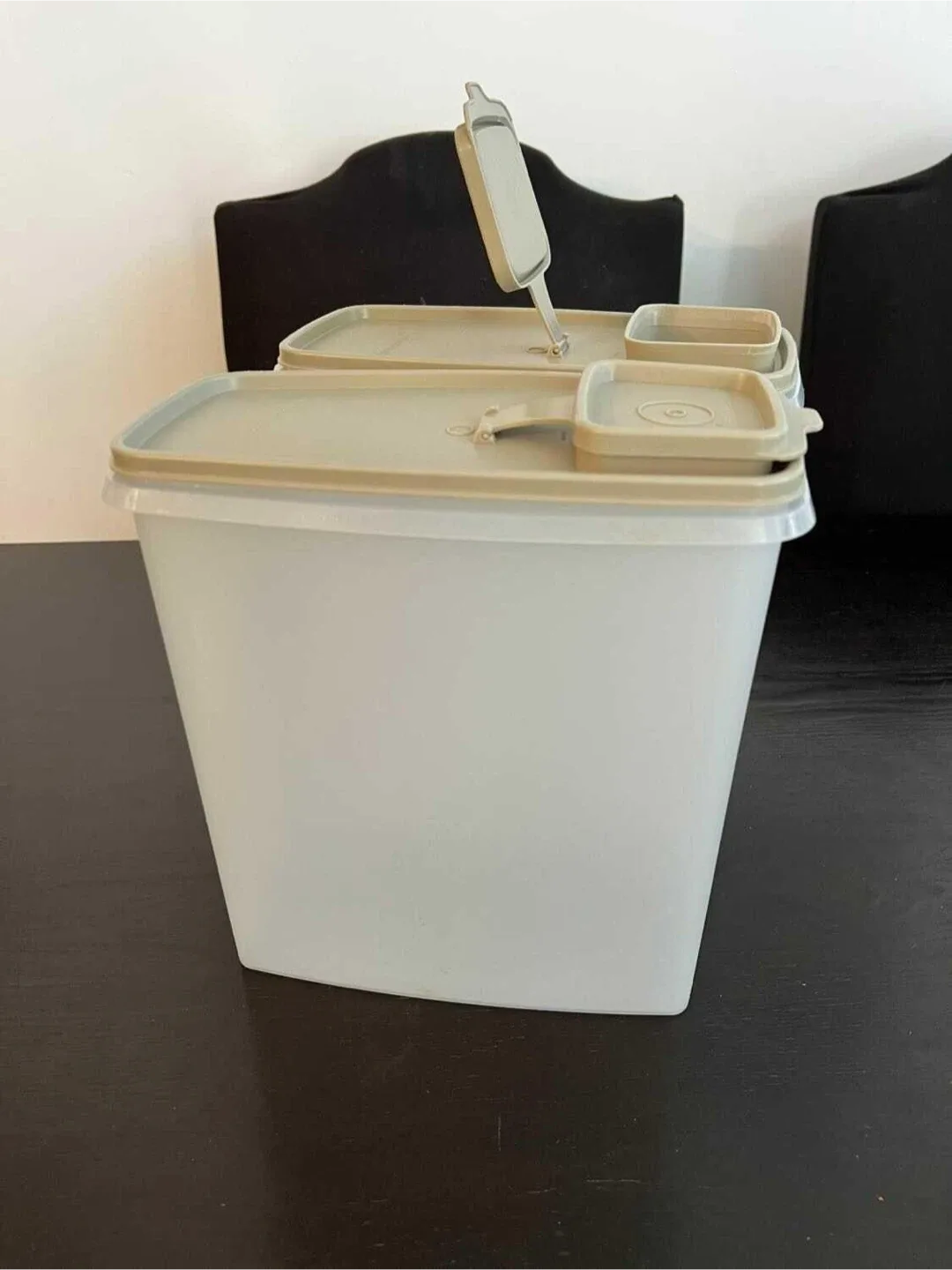 Tupperware Modular Mates Cereal Dispensers - Set of 2 image indicator(2)