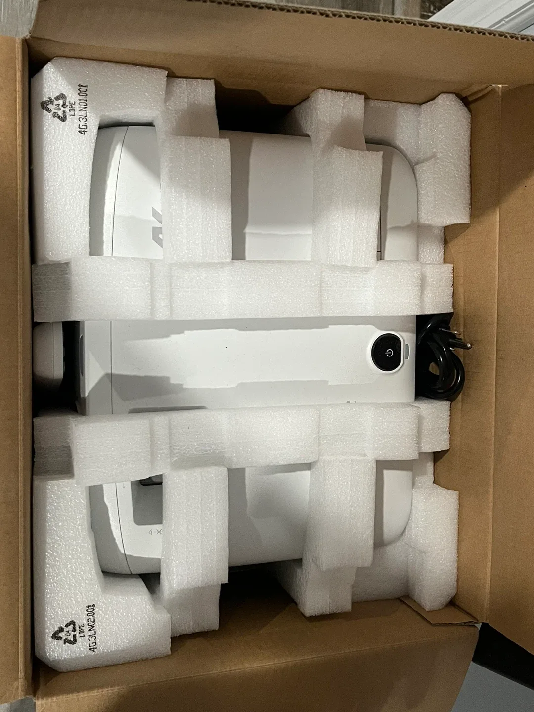 ViewSonic PX747-4K UHD Home Theater DLP Projector image indicator(2)