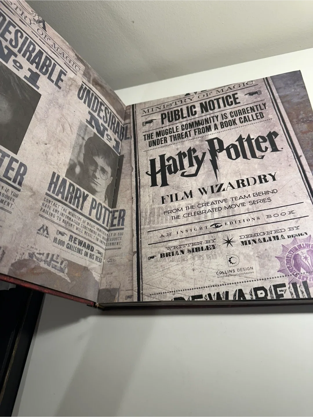 Harry Potter Film Wizardry Book image indicator(3)
