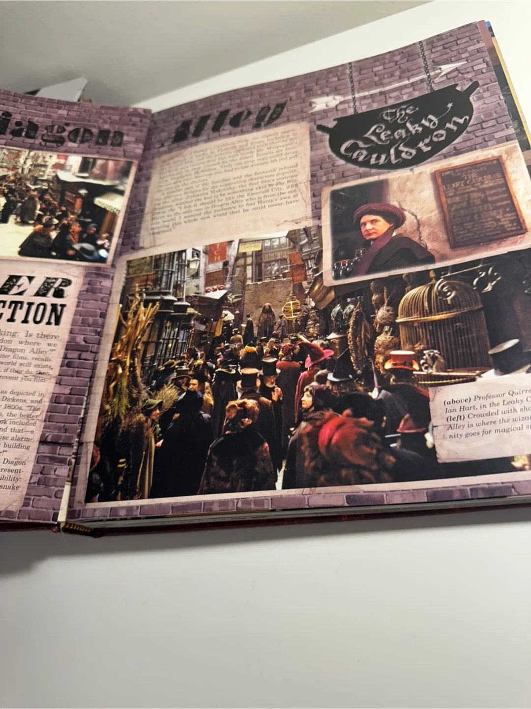 Harry Potter Film Wizardry Book image indicator(6)