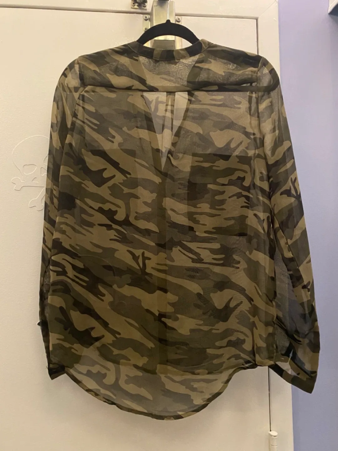 Bluenotes Sheer Camo Blouse - Size M 🥕 image indicator(3)