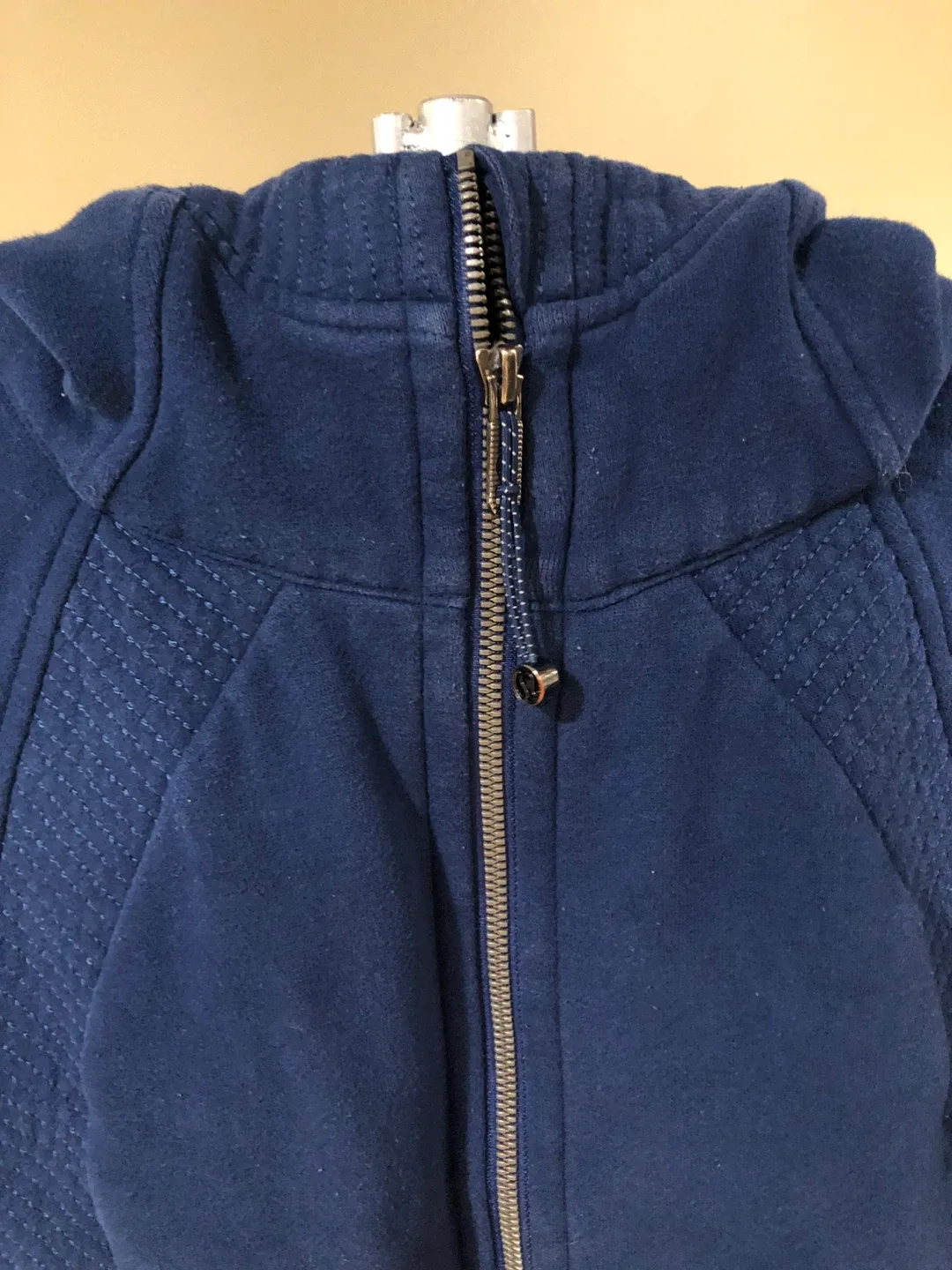 Lululemon Scuba Hoodie - Size 8 - Blue