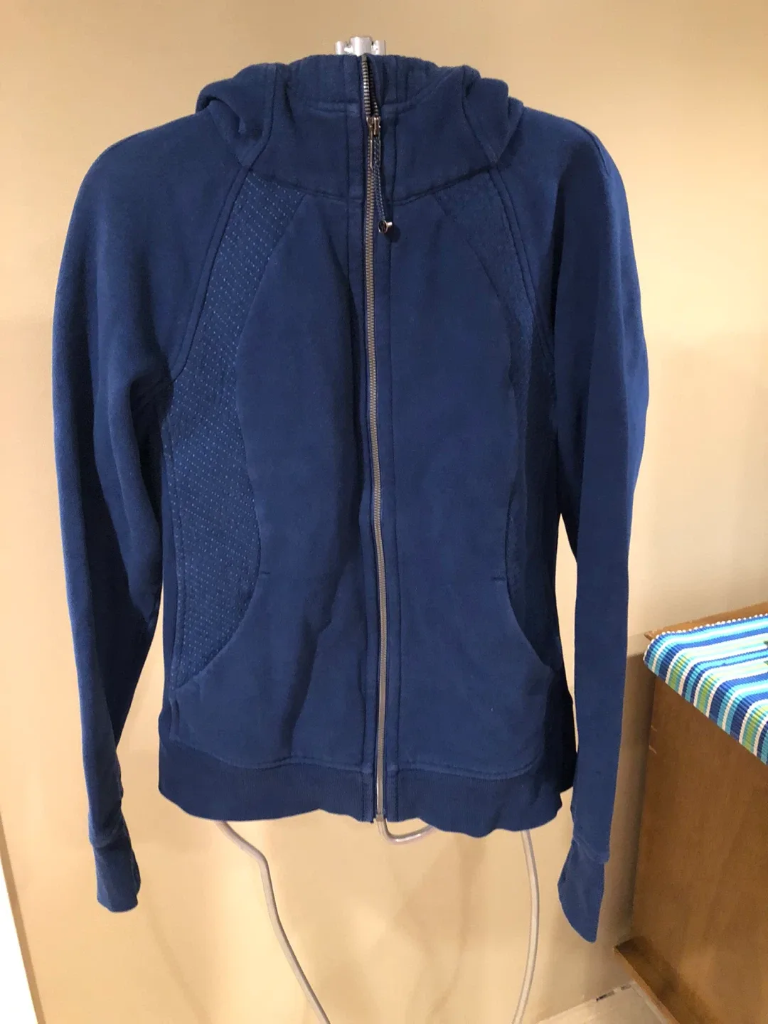 Lululemon Scuba Hoodie - Size 8 - Blue image indicator(3)