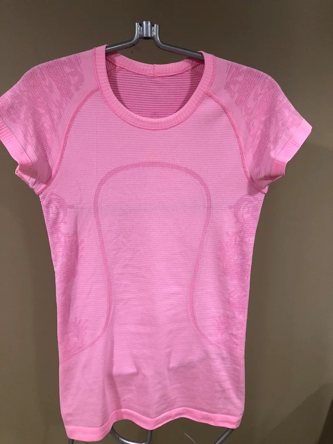 Lululemon Pink T-Shirt