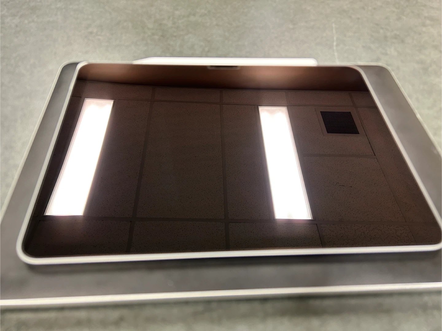 iPad Air M2 11” 256GB Wi-Fi + Apple Pencil Pro + OtterBox Case - photo 2