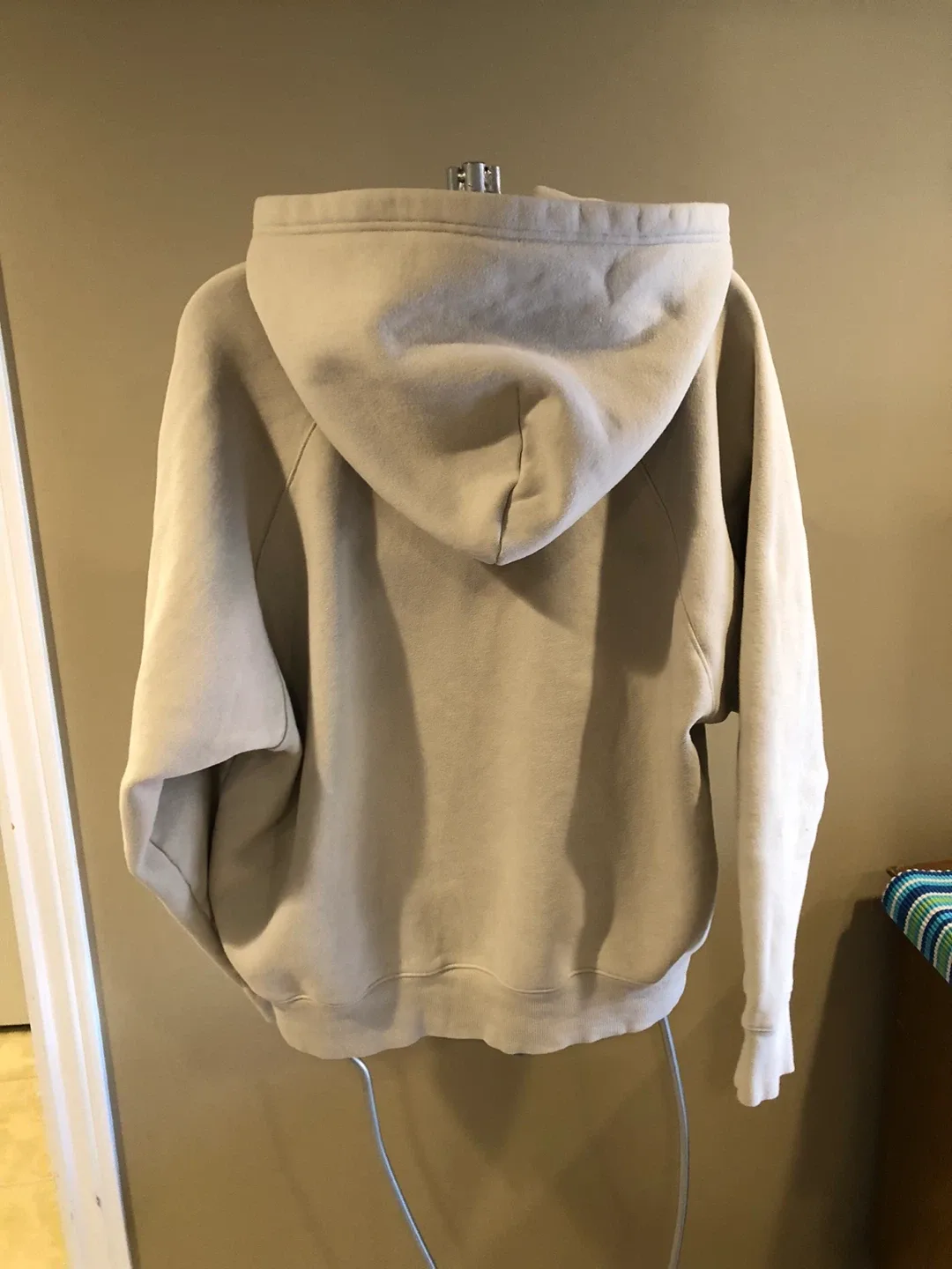 TNA Sweatfleece Cozy Fleece Mega Fit Hoodie - Size 2 image indicator(2)