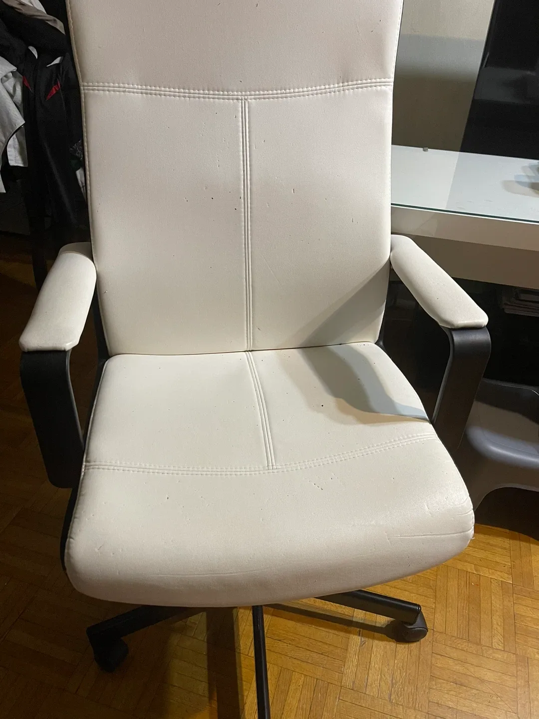 White & Black Office Chair image indicator(2)