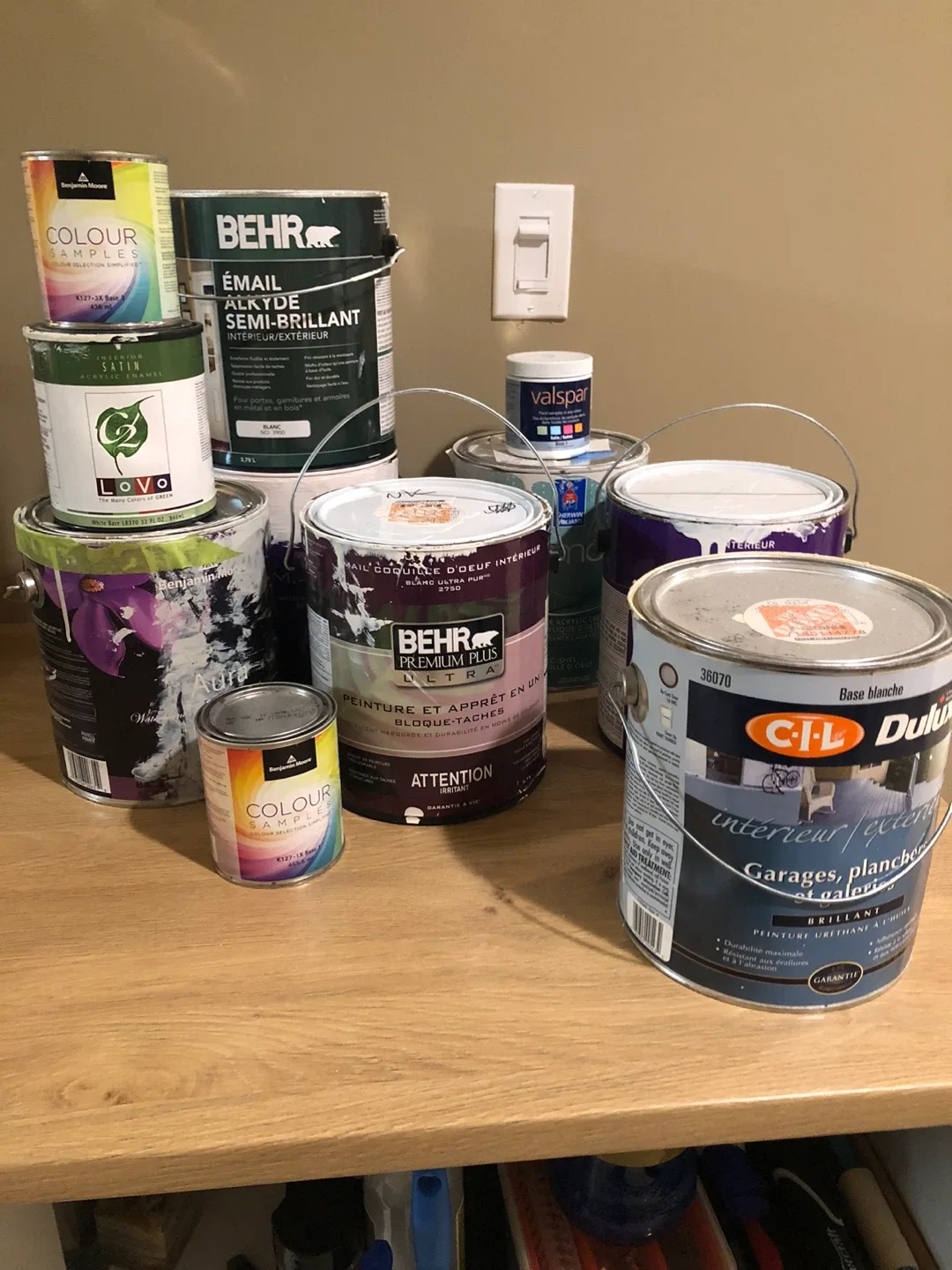 Mixed Paint Cans - Behr, Valspar, CIL, Dulux image indicator(4)