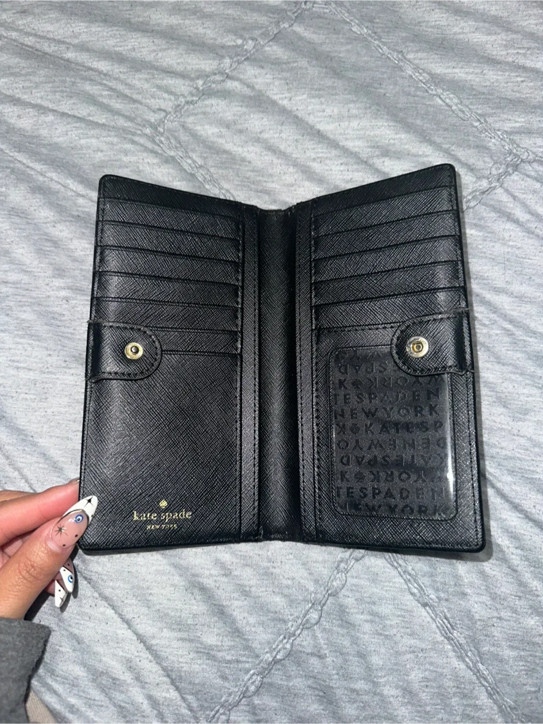 Kate Spade Black Wallet image indicator(2)