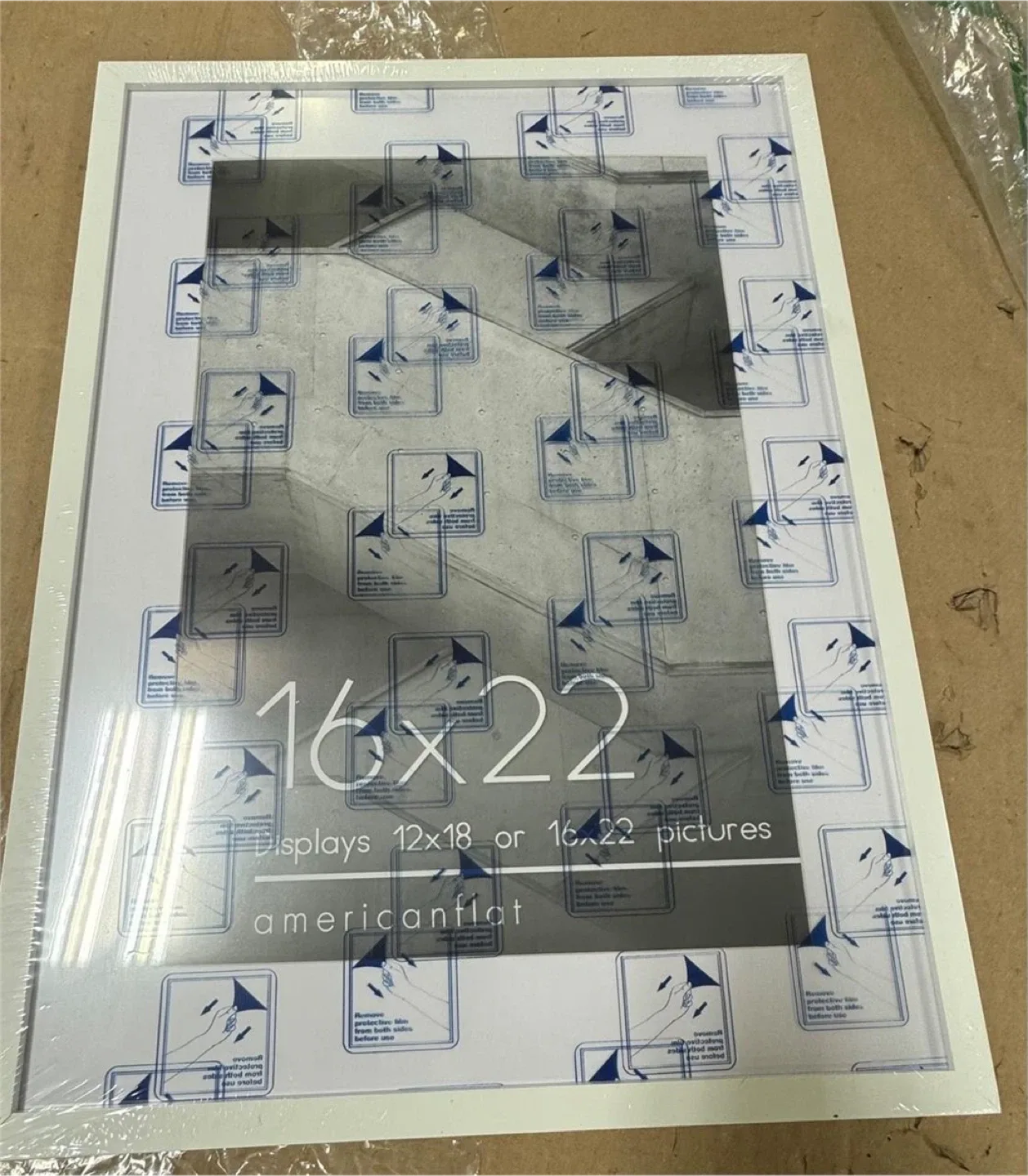 Americanflat 16x22 Picture Frame image indicator(2)