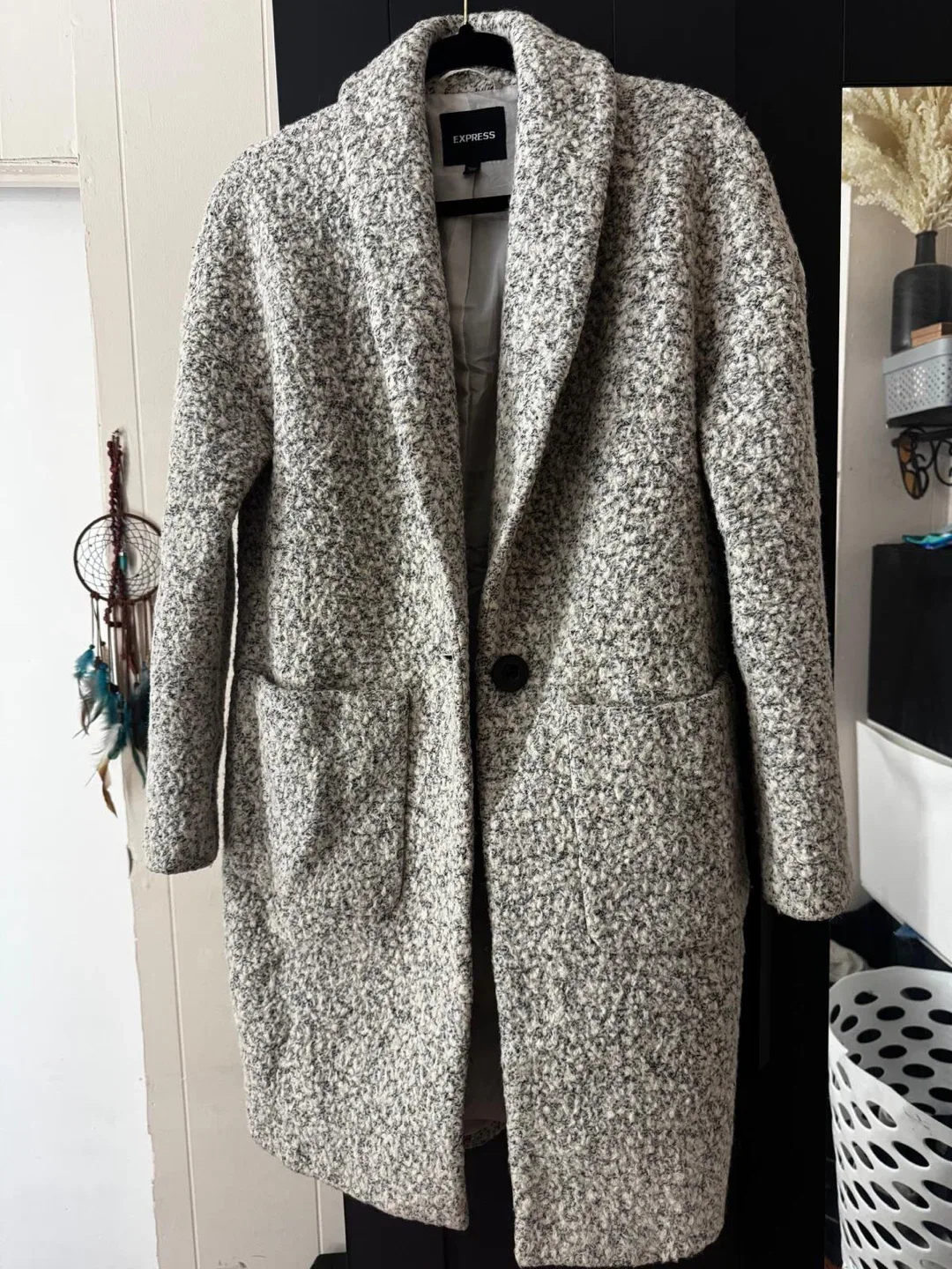 Express Women's Textured Gray Coat image indicator(2)