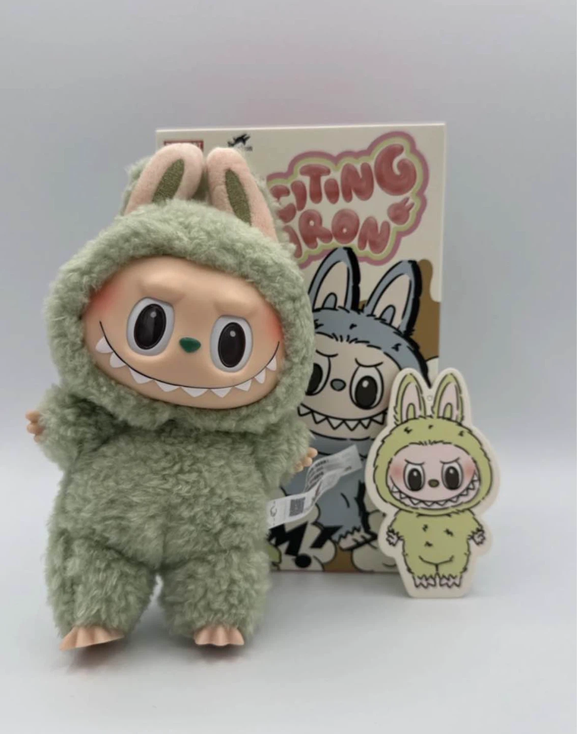 Labubu monster macaron series - Green grape