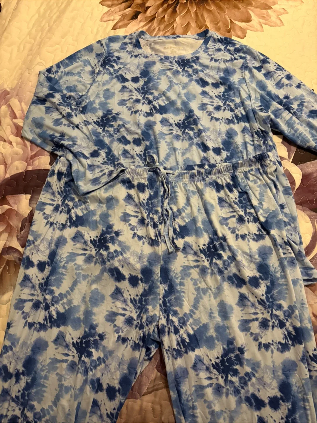 Real Essentials 2XL Blue Tie-Dye Loungewear Set image indicator(2)
