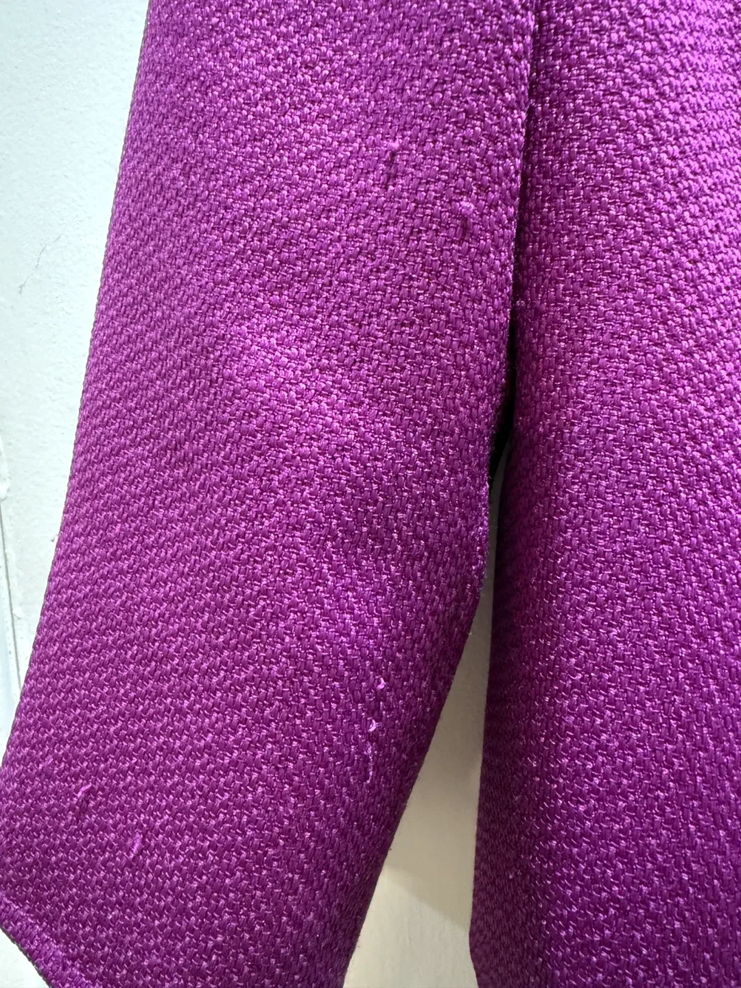 Tahari Arthur S. Levine Purple Blazer - Size 4 image indicator(4)