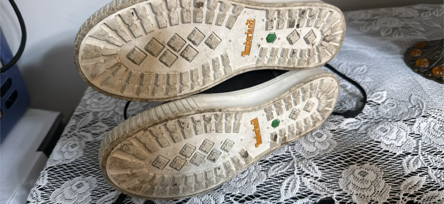 Timberland Black Boots with Leopard Print image indicator(2)