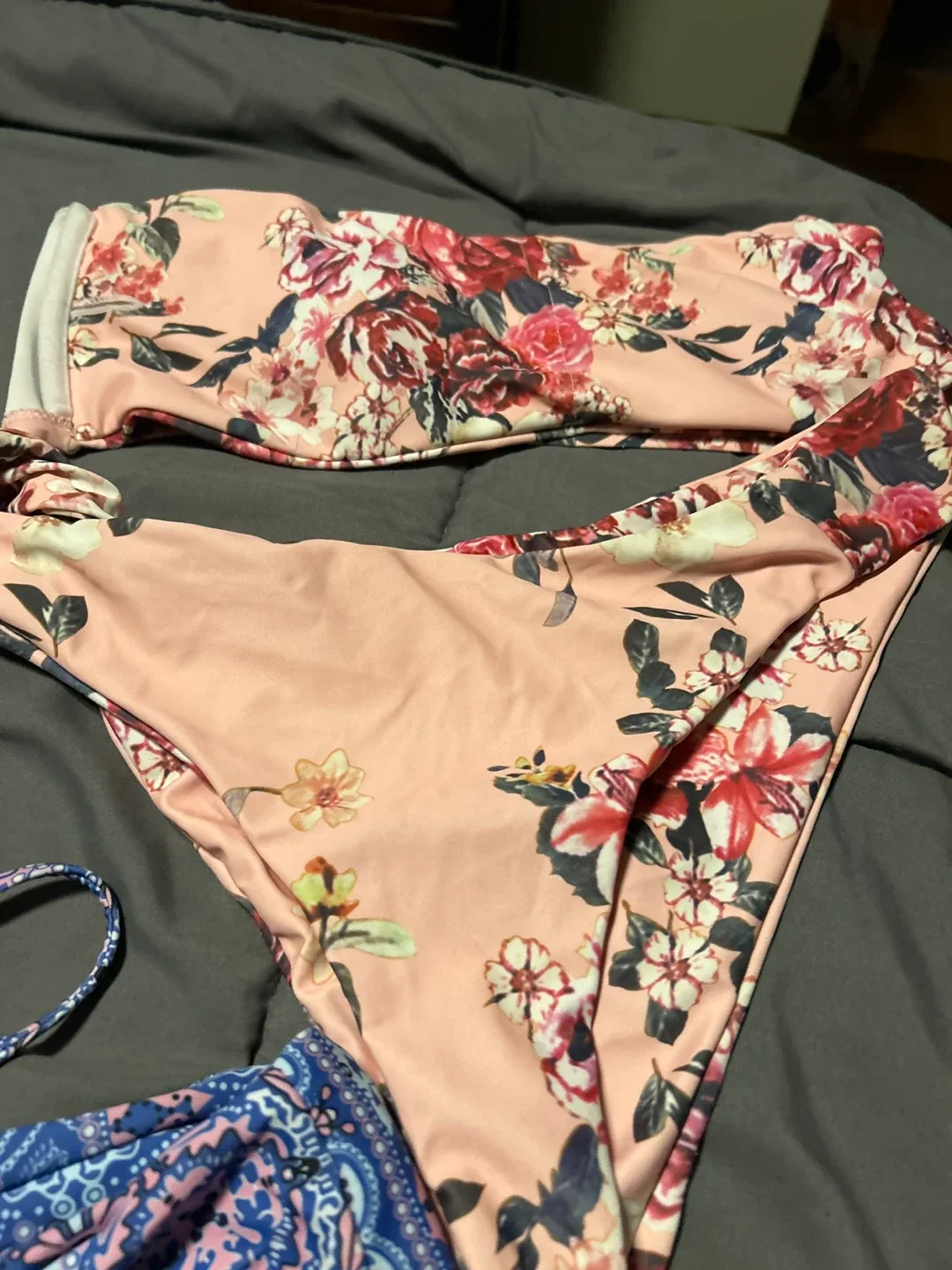 Shein Bikini Bottoms - Size L (3) 🥕 image indicator(2)