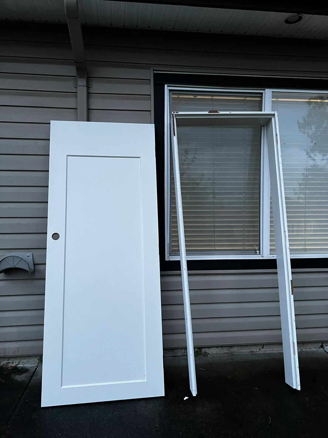 Interior Door with Frame (Jamb)