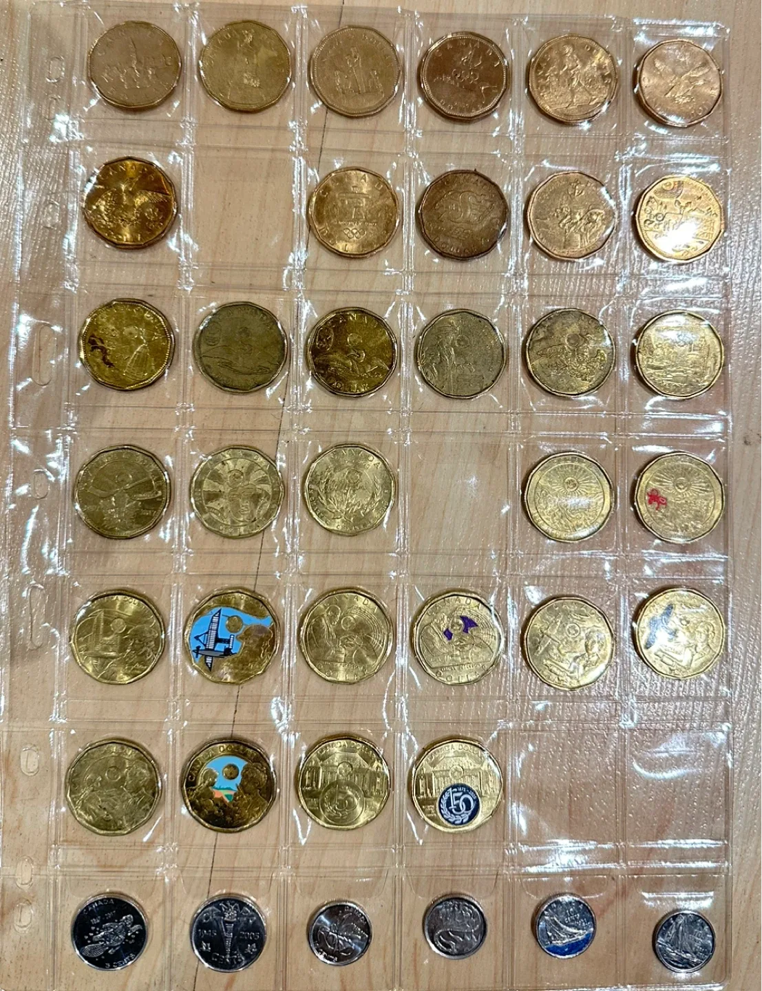 Canadian Commemorative Dollar Coins for trade image indicator(6)