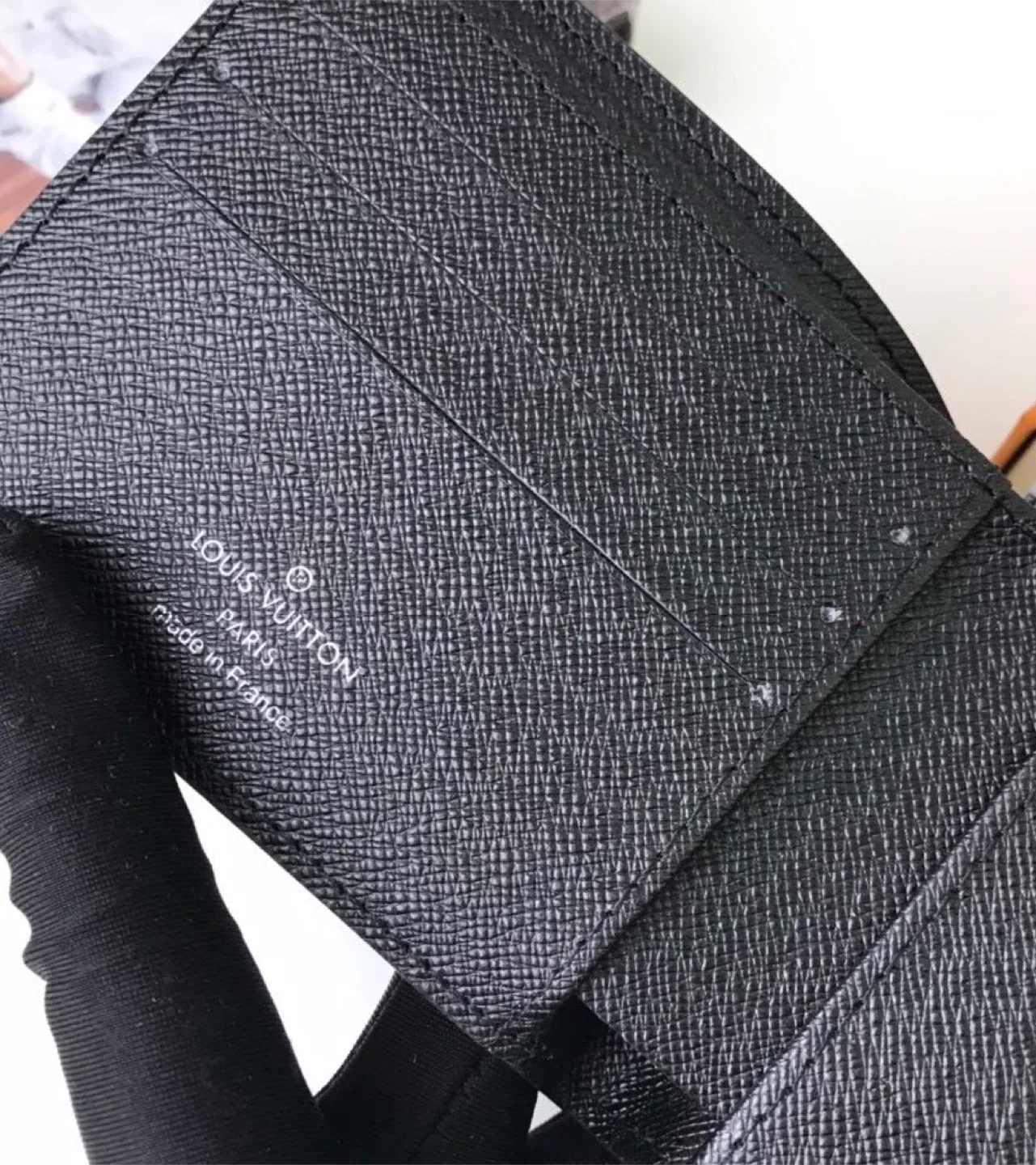 Louis Vuitton Damier Graphite Multiple Wallet M60895 image indicator(2)