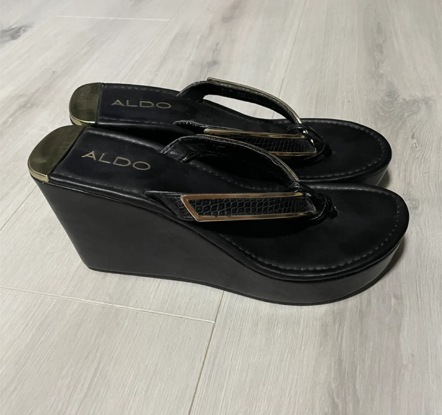 ALDO Black Wedge Sandals – Size 8 – Excellent Condition! ✨ thumbnail