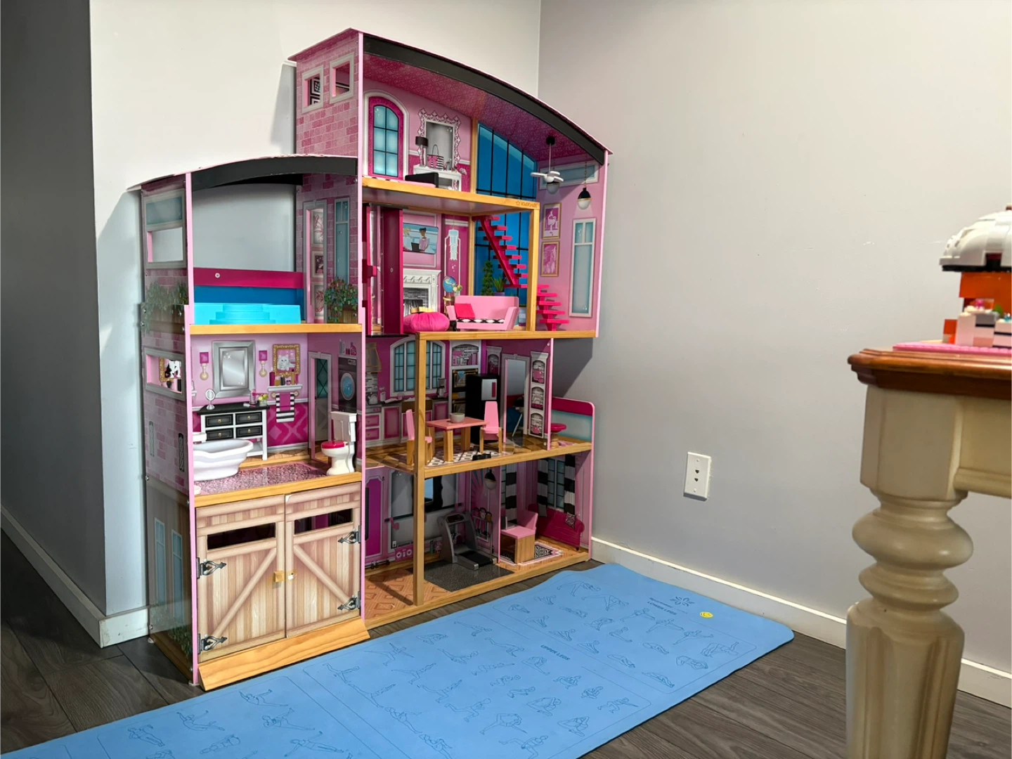 KidKraft Grand Estate Dollhouse - photo 2