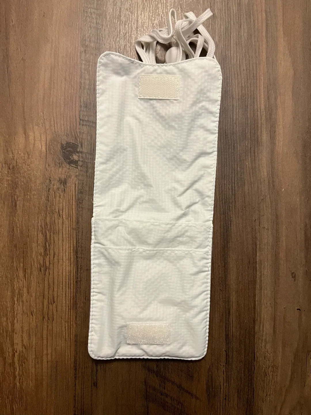 Samsonite Triple-Pocket Neck Pouch - New in Package! image indicator(4)