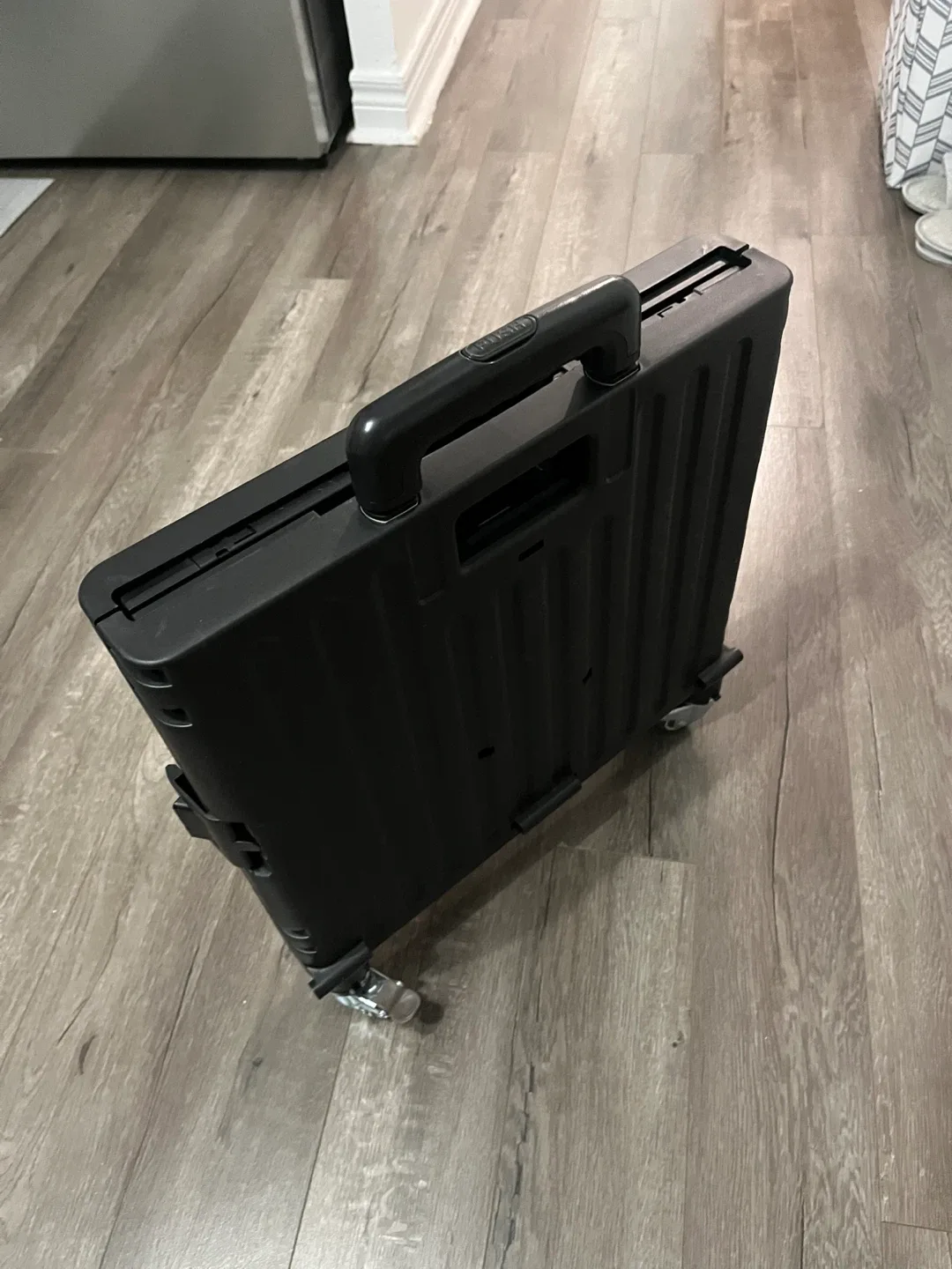 Black Folding Shopping Cart with Wheels image indicator(6)