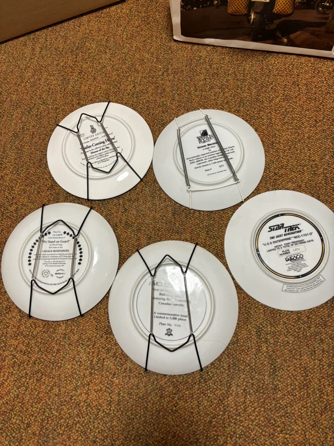 Collectible Decorative Plates - Royal Canadian Navy, Star Trek image indicator(2)