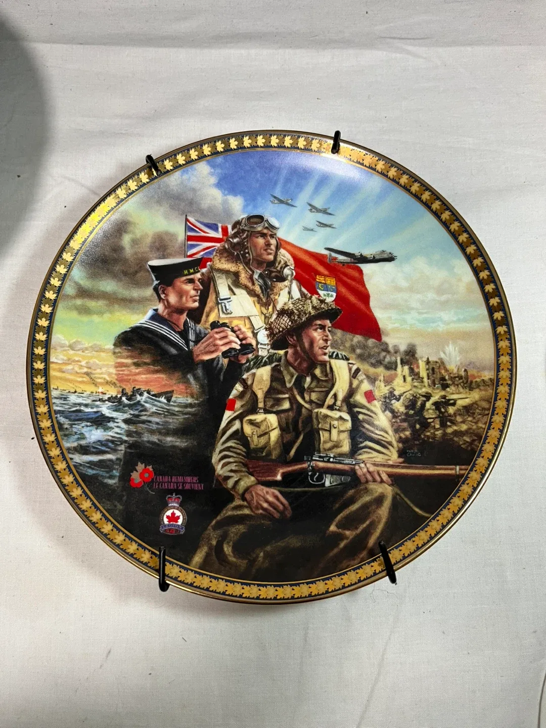 Collectible Decorative Plates - Royal Canadian Navy, Star Trek image indicator(9)