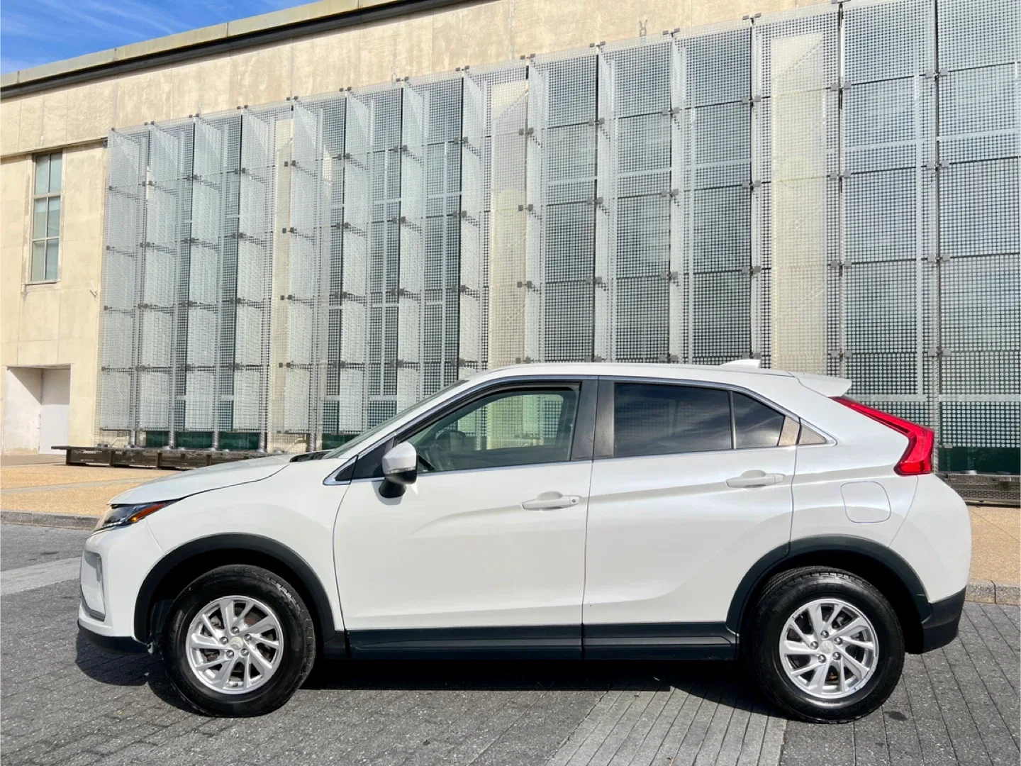 2018 Mitsubishi Eclipse Cross ES image indicator(5)