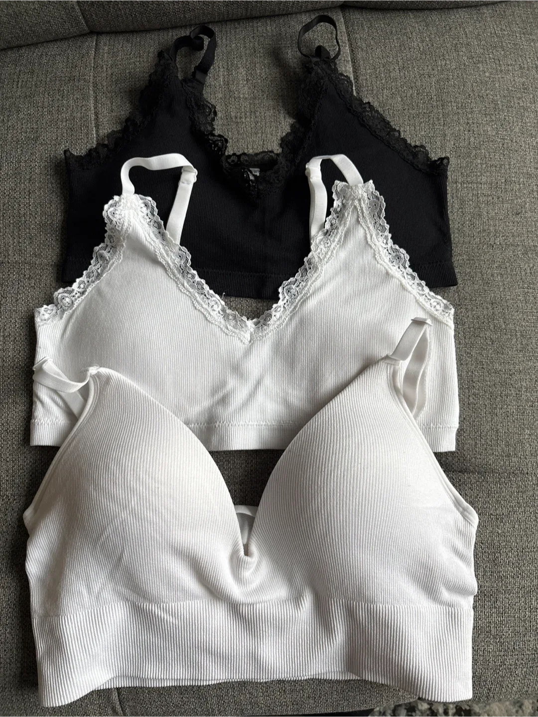 Set of 3 Bras - White and Black