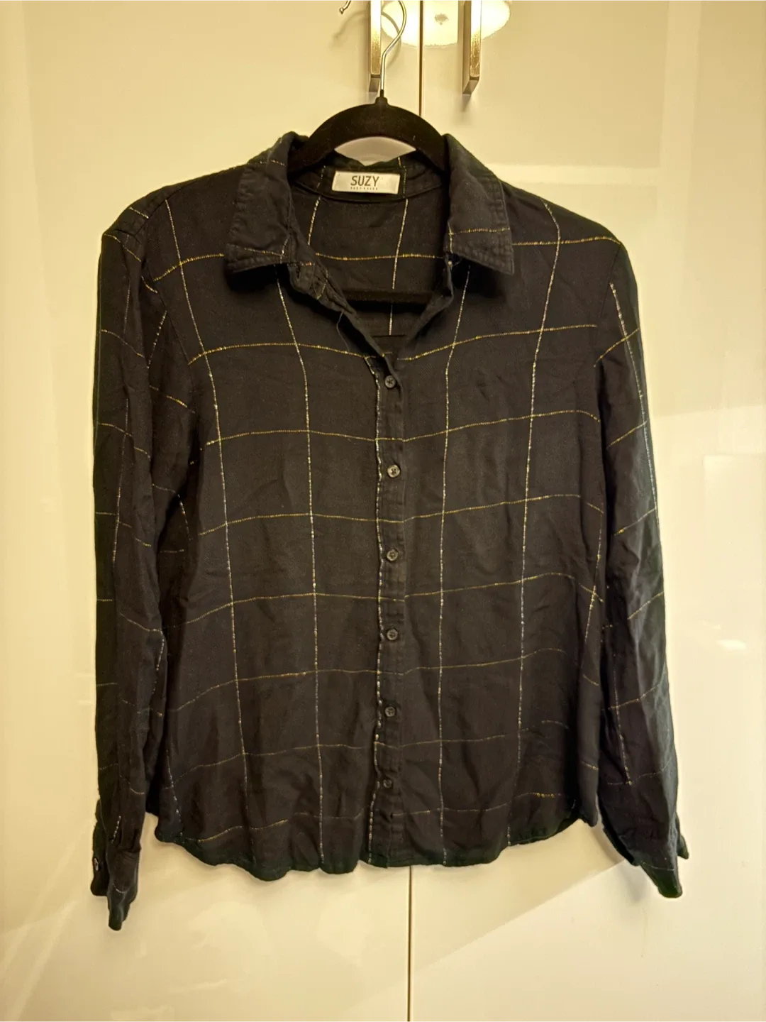 Suzy Shier Black Plaid Button-Up Shirt