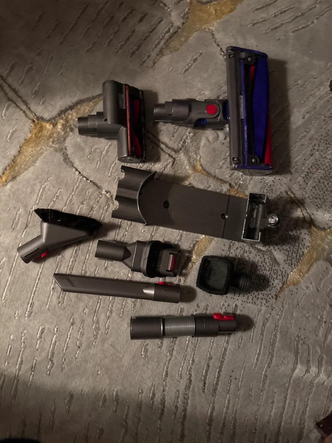 Dyson cordless vacuum attachments set (7 + docking stn ) image indicator(2)