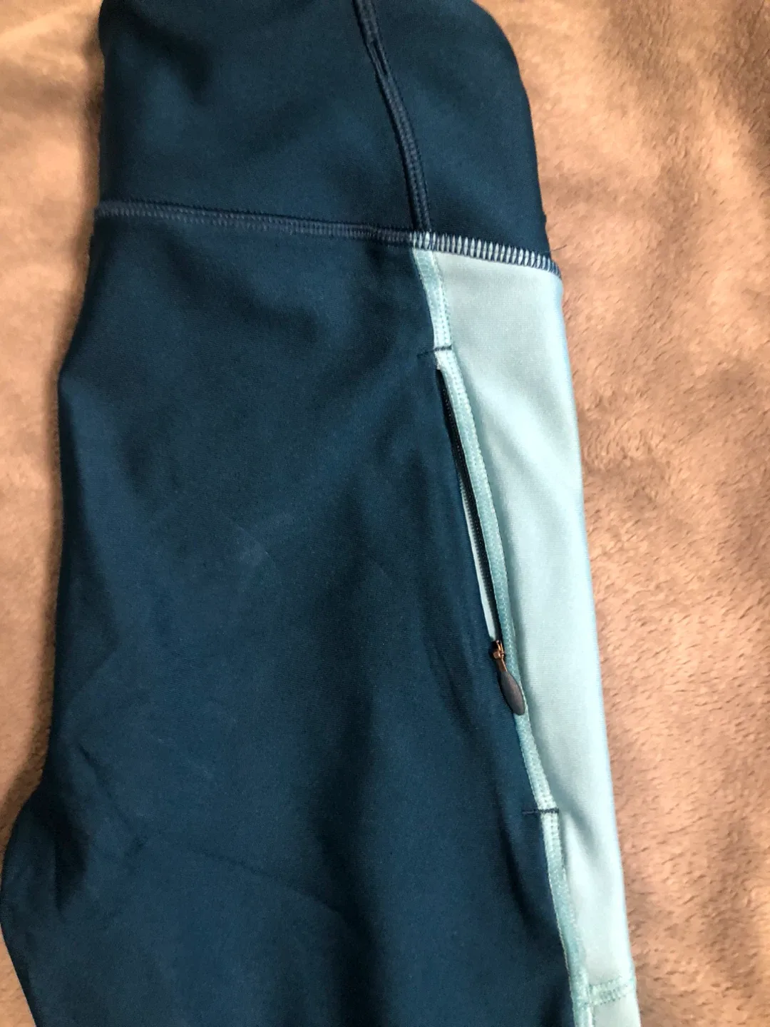 Under Armour HeatGear Compression Pants - Size M image indicator(6)