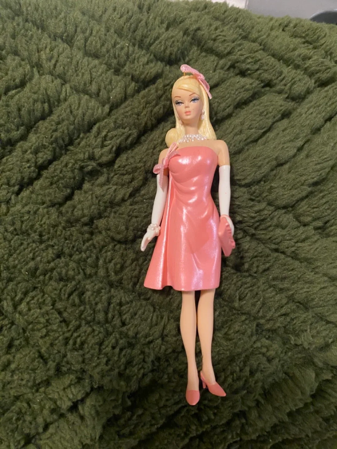 Hallmark Keepsake Barbie Movie Mixer Ornament image indicator(2)
