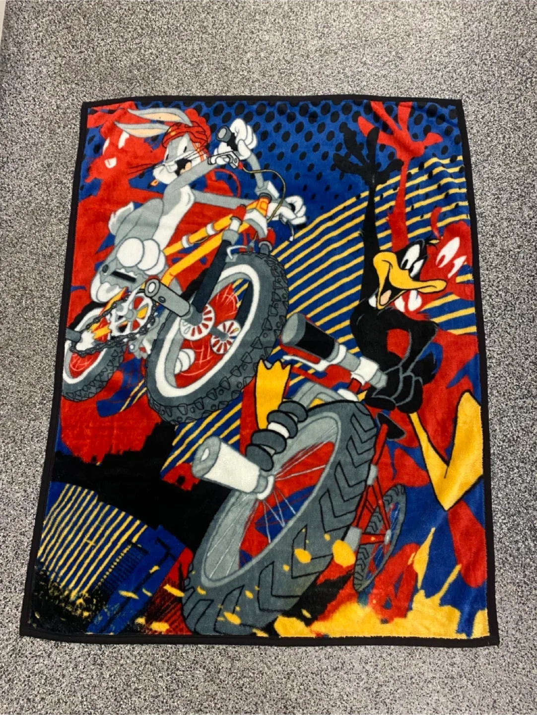 Vintage 1990s Looney Tunes Bugs & Daffy Themed Blanket 60x46 thumbnail