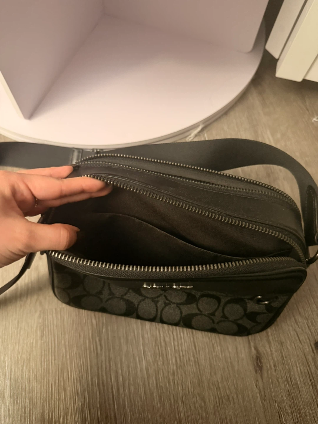 Coach Graham Crossbody Bag NWT - photo 4