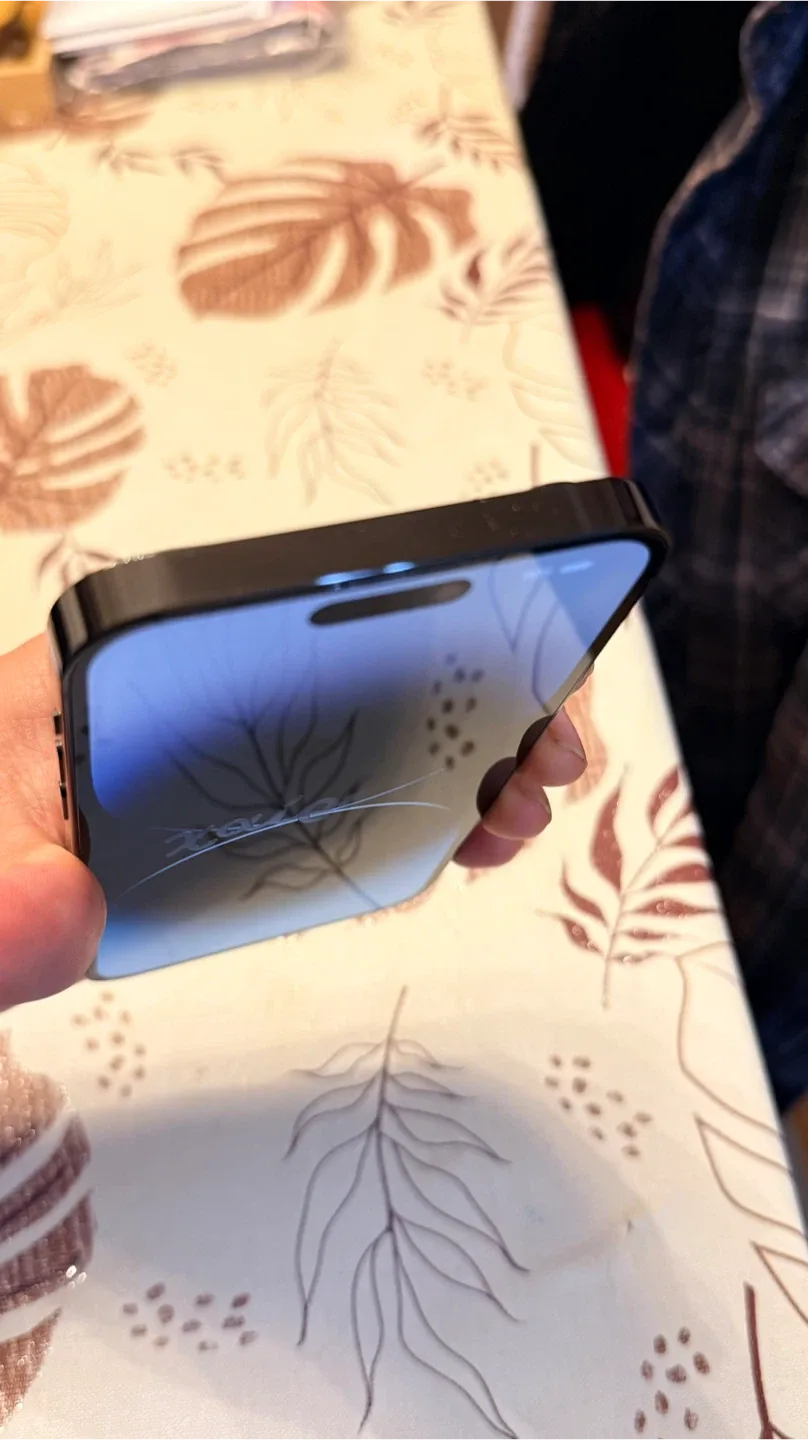 Apple iPhone 14 Pro Max image indicator(2)