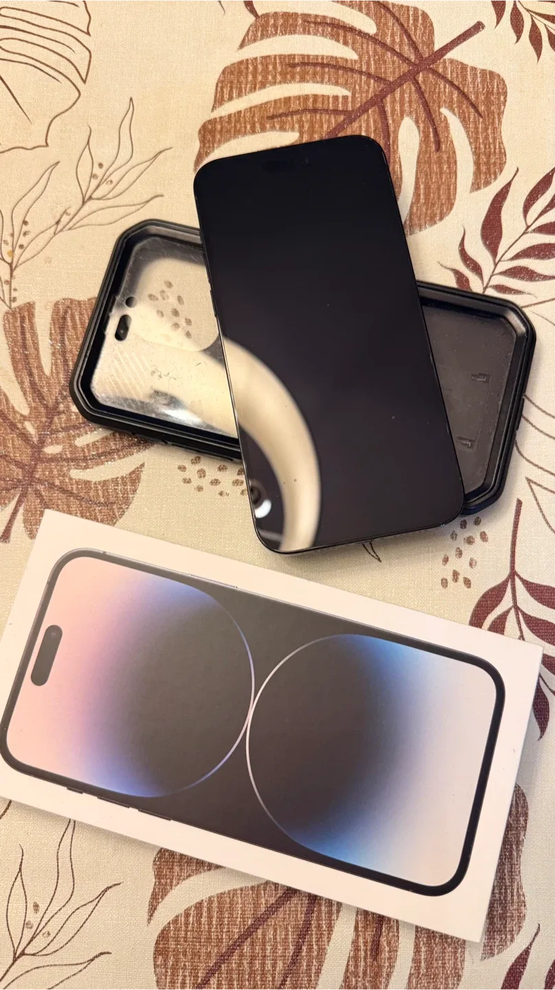 Apple iPhone 14 Pro Max image indicator(10)