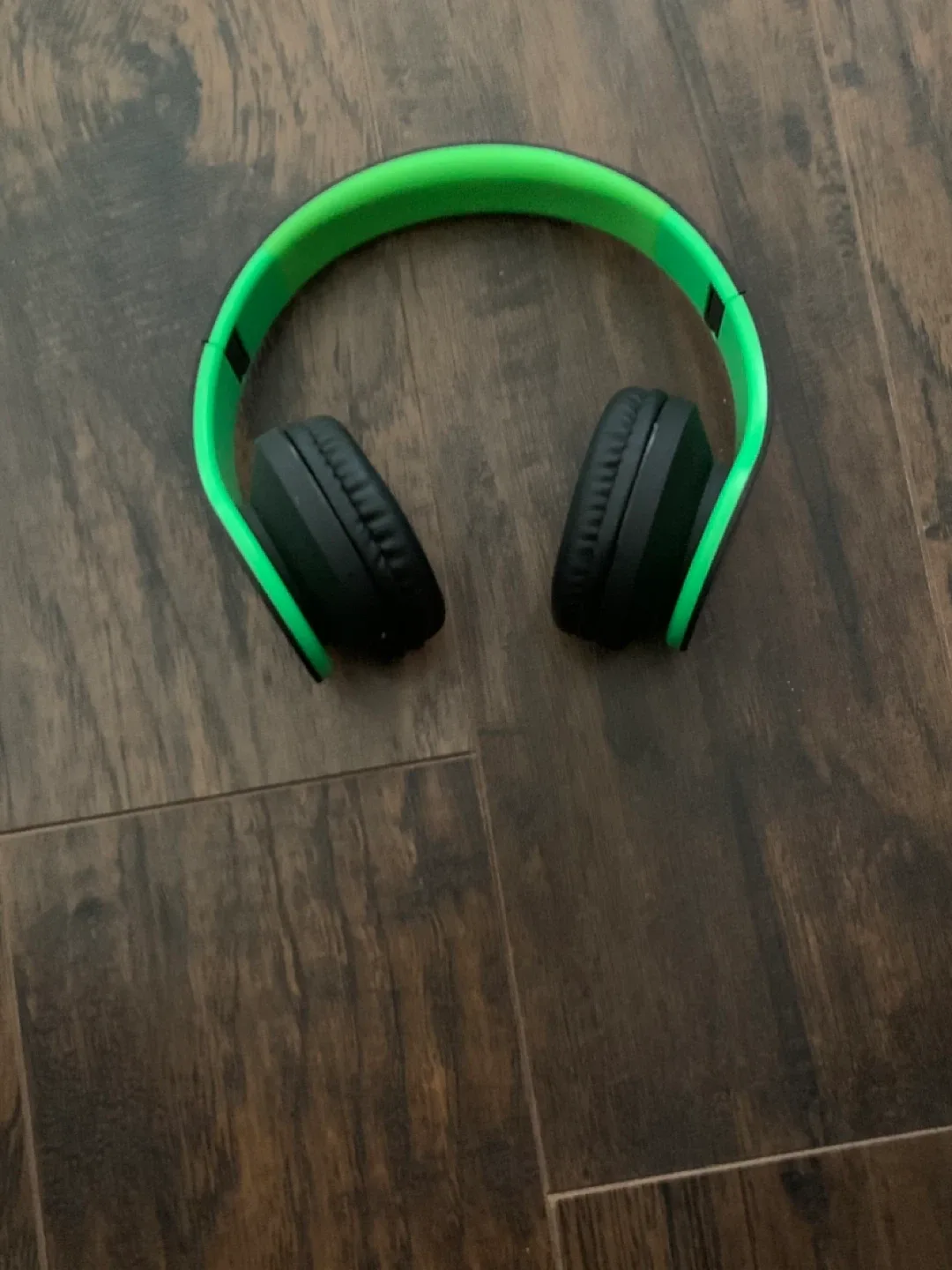 PowerLocus Foldable Wireless Headphones - Green thumbnail