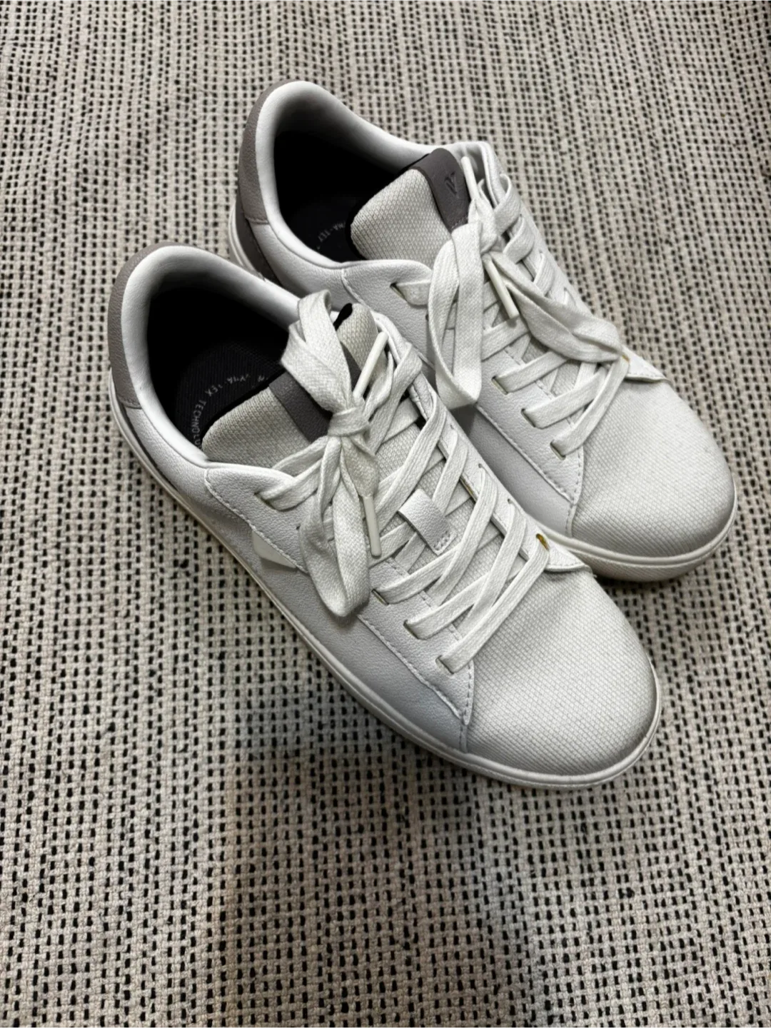 Vessi Soho Sneaker - White image indicator(2)