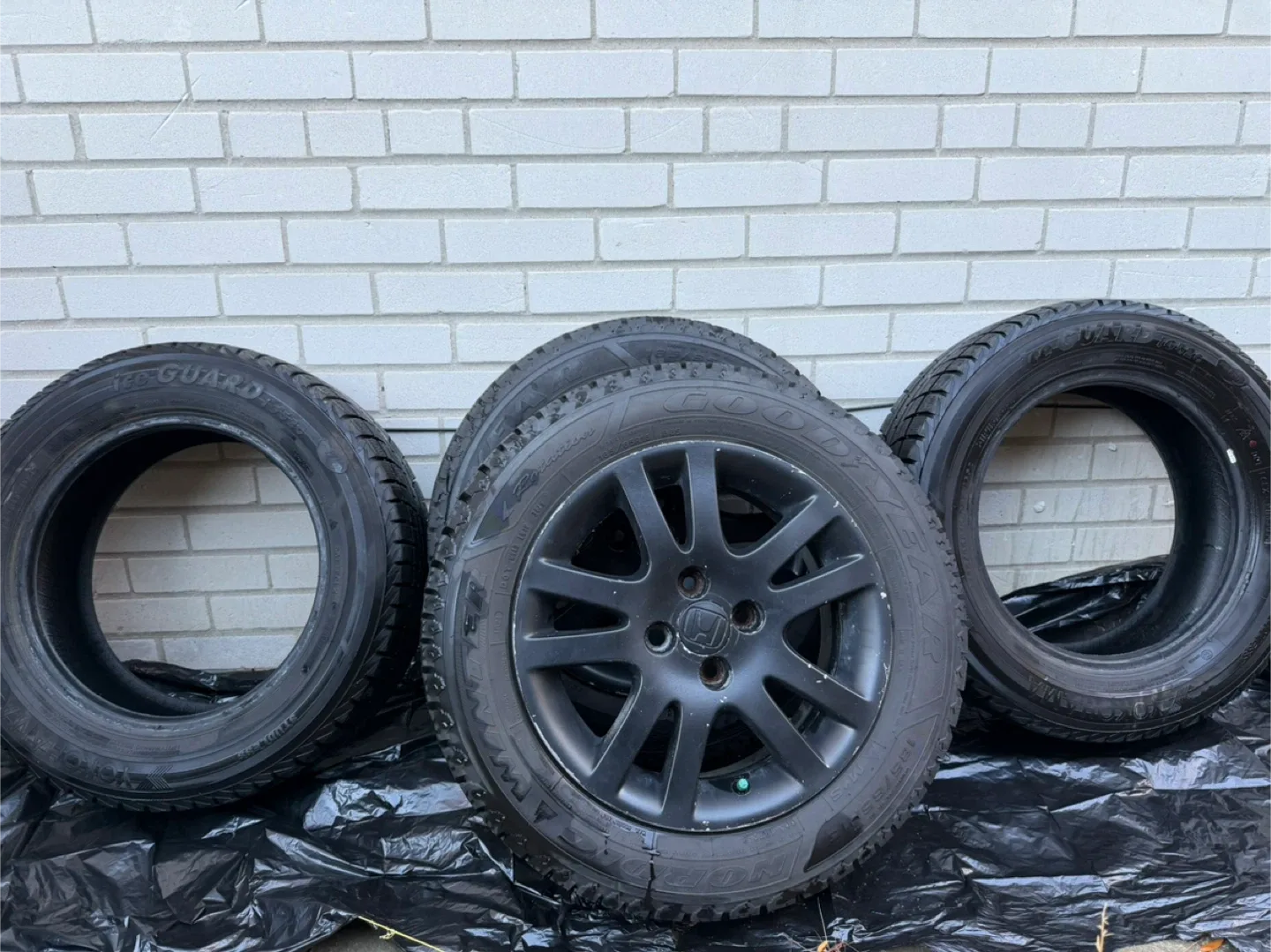 185/65R15 Yokohama Ice Guard IG52C Winter Tires