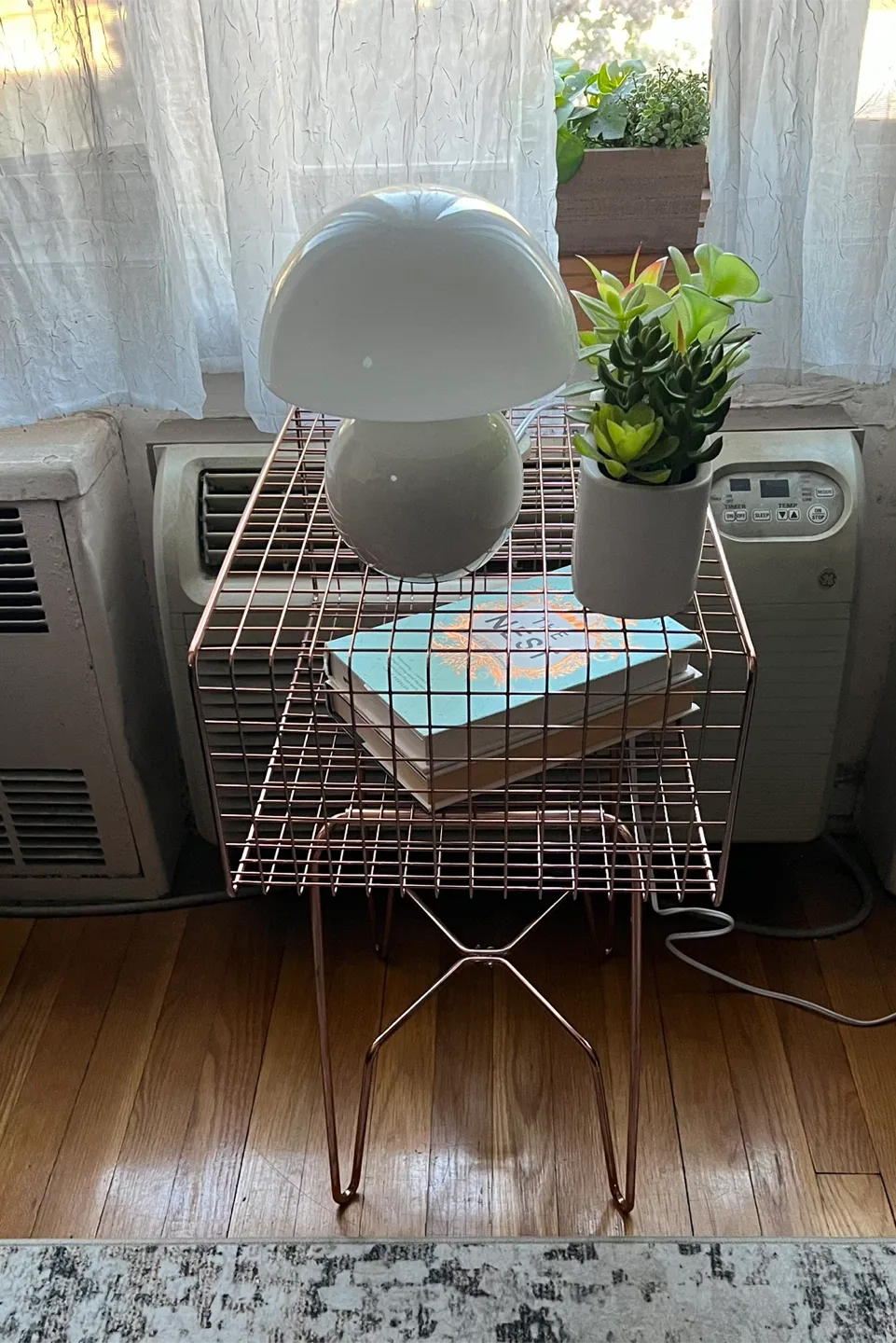 🥕mDesign Rose Gold Metal Accent Table/Night Stand image indicator(7)