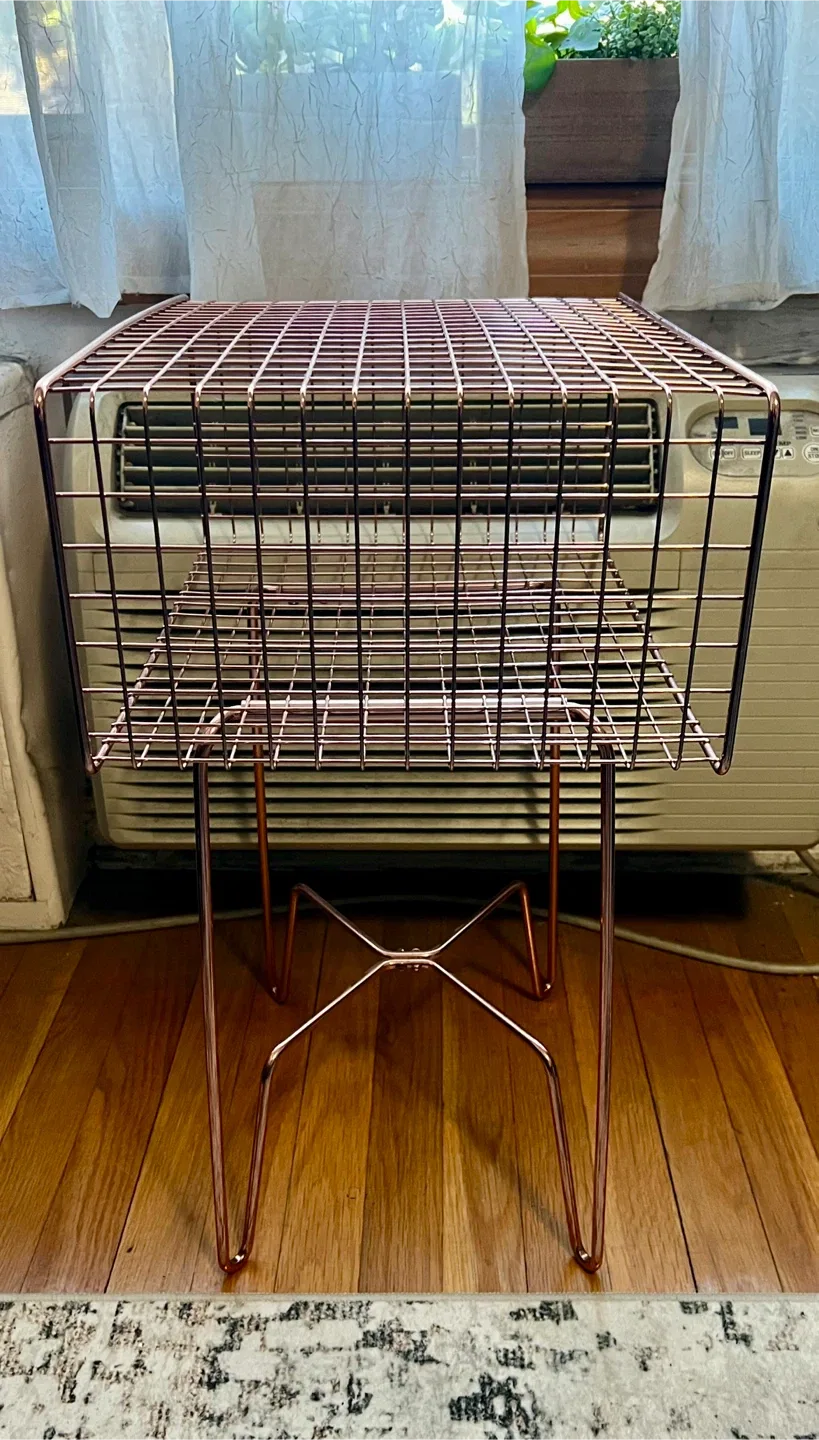 🥕mDesign Rose Gold Metal Accent Table/Night Stand image indicator(10)