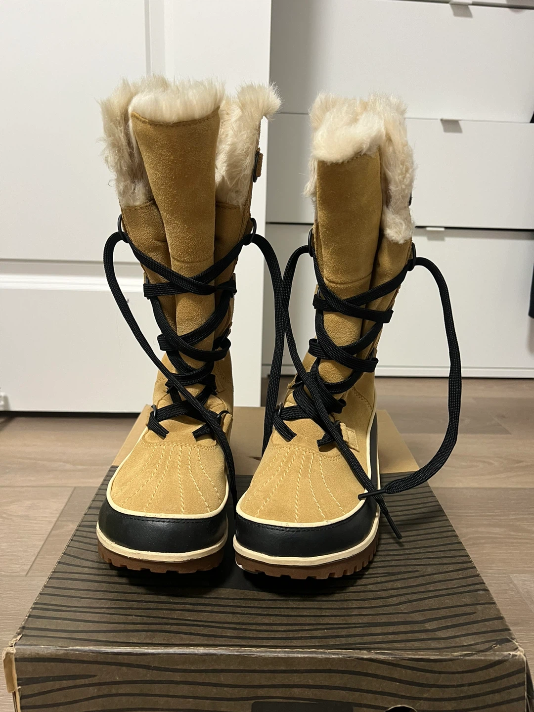 Sorel Tofino II High Winter Boots - Size 8